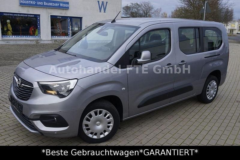 Grau Gebraucht 2019 Opel Combo Edition Limousine | 8.999 € (Teuer) - Bild 1/4