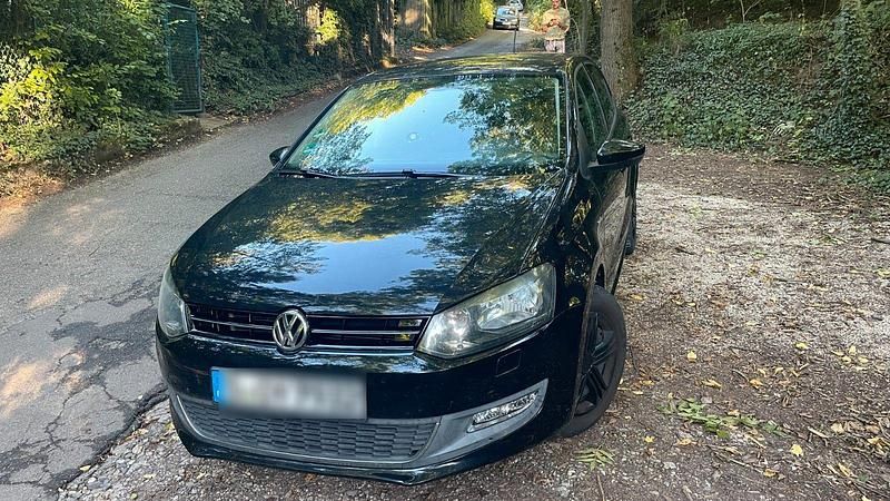 Schwarz Gebraucht 2012 VW Polo Kleinwagen | 8.500 € (Etwas zu teuer) - Bild 1/4