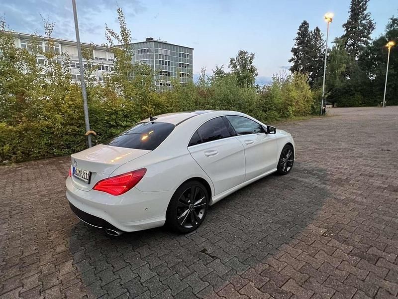 Gebraucht Mercedes CLA200 156 PS (114 kW) 2015 Coupé