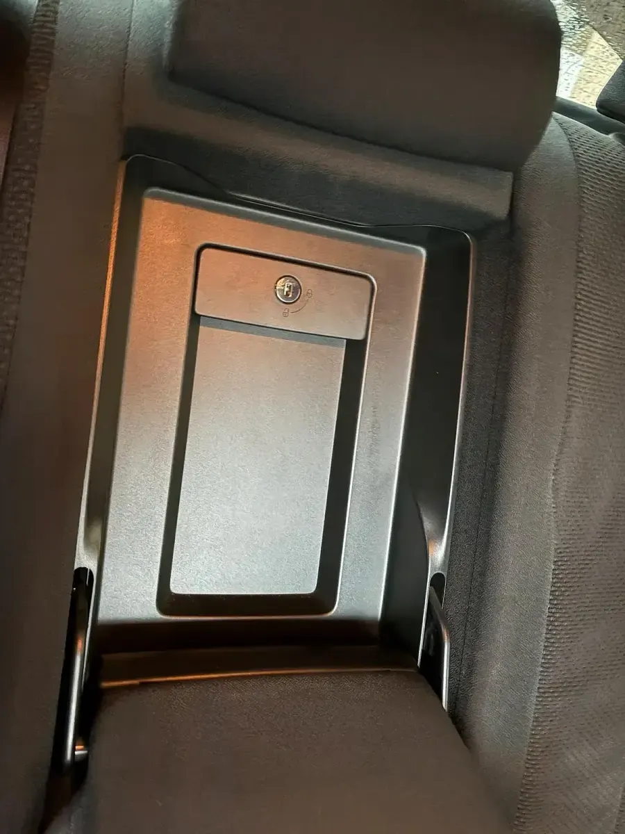 Second-hand VW Passat 140 CP (102 kW) 2009 Negru Berlinǎ