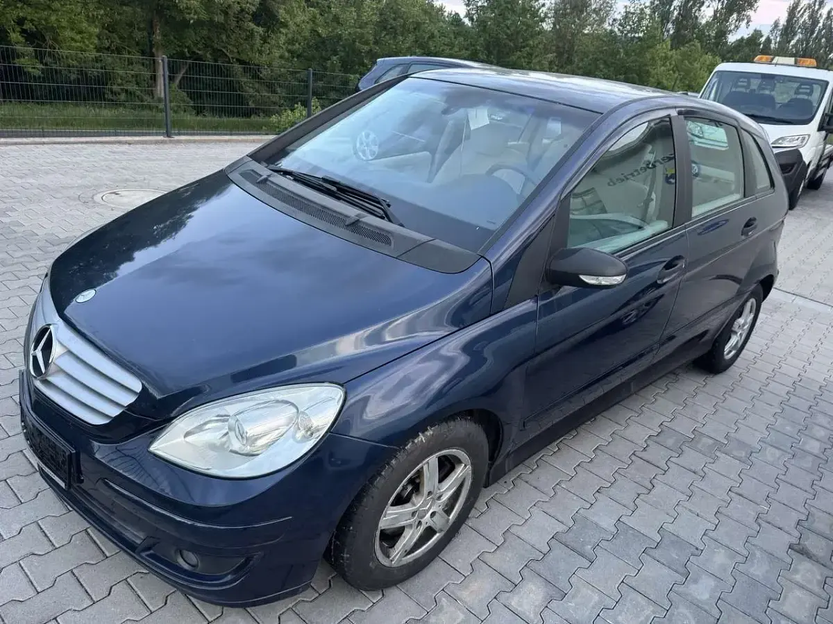 Gebraucht Mercedes B170 116 PS (85 kW) 2005 Blau Van / Kleinbus