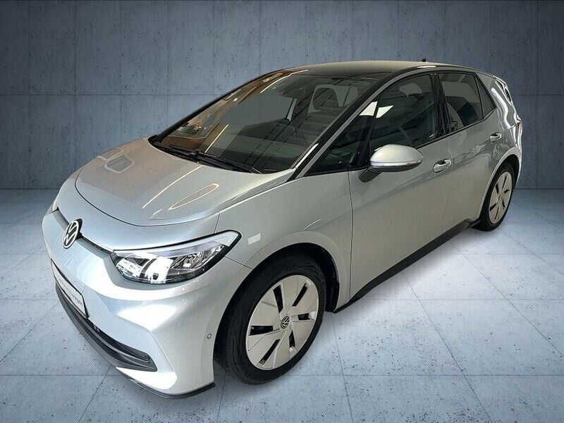Scale silver (metallic) Gebraucht 2023 VW ID.3 Pro Kleinwagen | 28.680 € (Guter Preis) - Bild 1/4