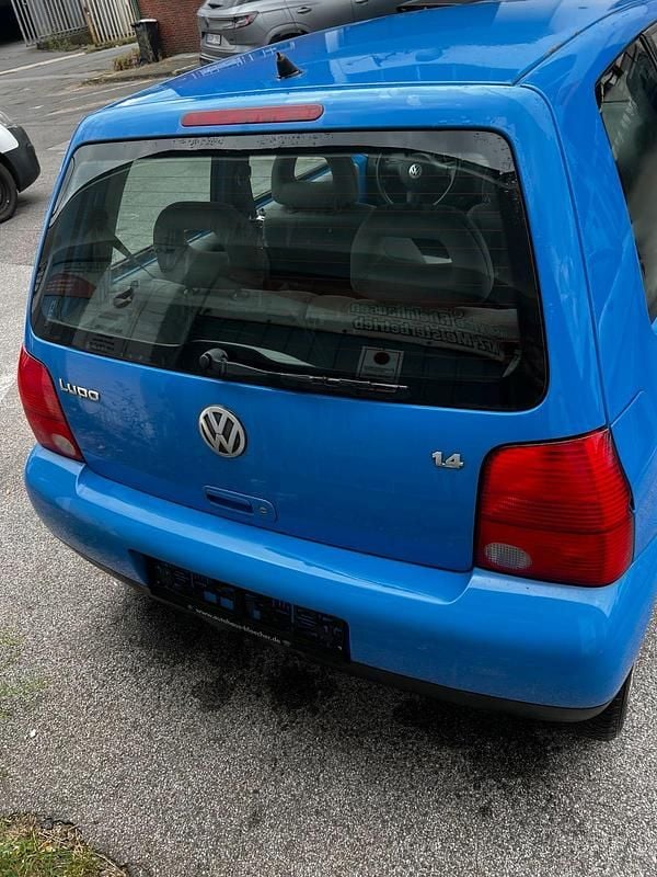Gebraucht VW Lupo 75 PS (55 kW) 2001 Blau Kleinwagen