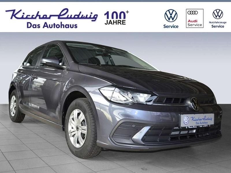 Rauchgrau metallic Neu 2025 VW Polo Limousine | 19.990 € (Etwas zu teuer) - Bild 1/4