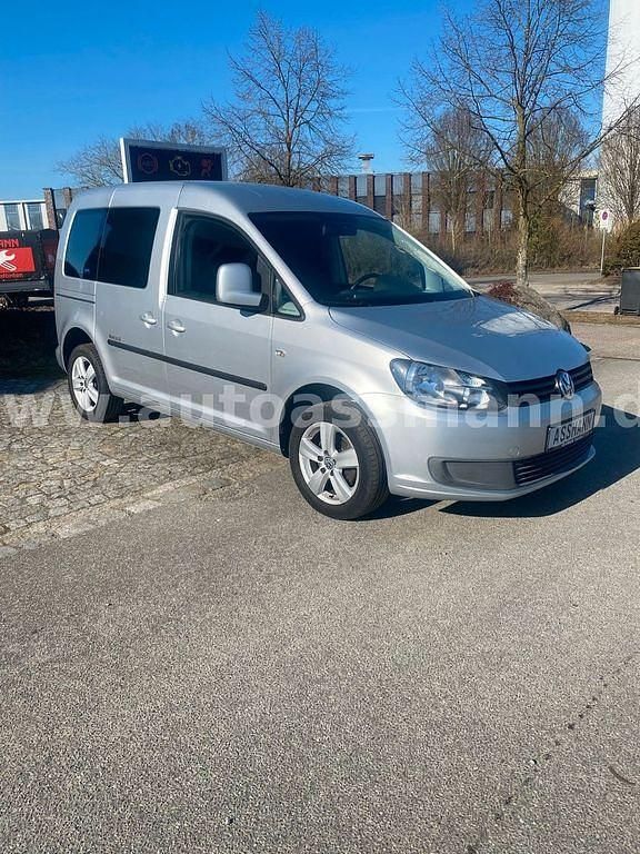 Gebraucht VW Caddy Trendline 105 PS (77 kW) 2012 Silber Van / Kleinbus