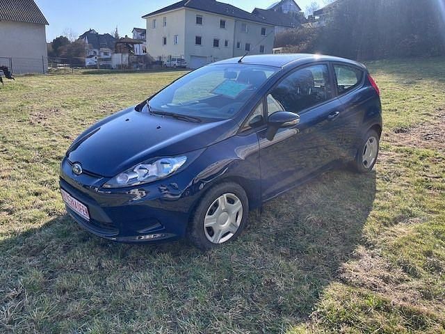Gebraucht Ford Fiesta Trend 60 PS (44 kW) 2011 Blau Kleinwagen