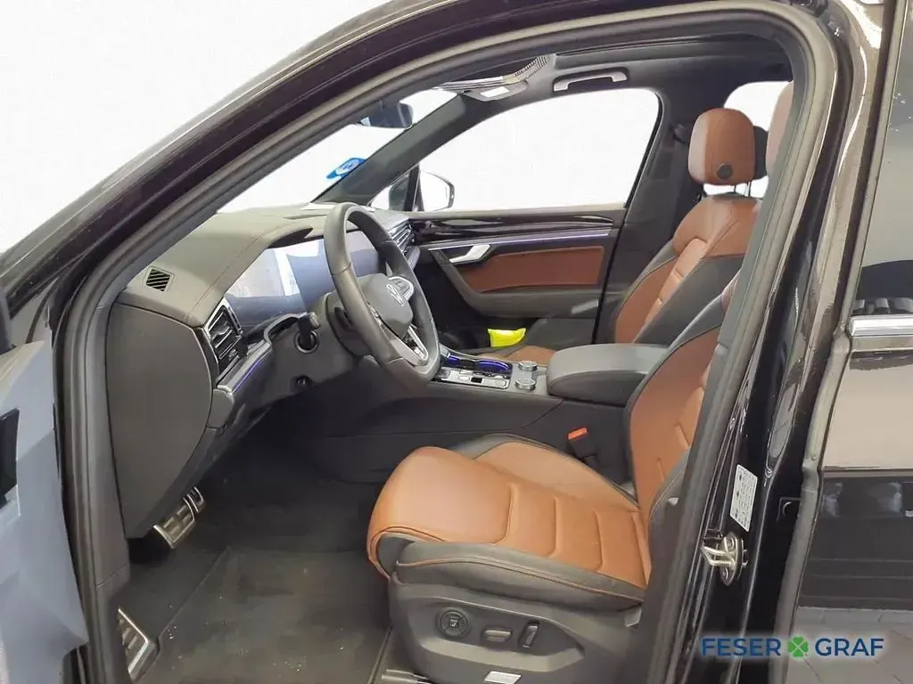 Gebraucht VW Touareg R-line 286 PS (210 kW) 2024 Braun SUV