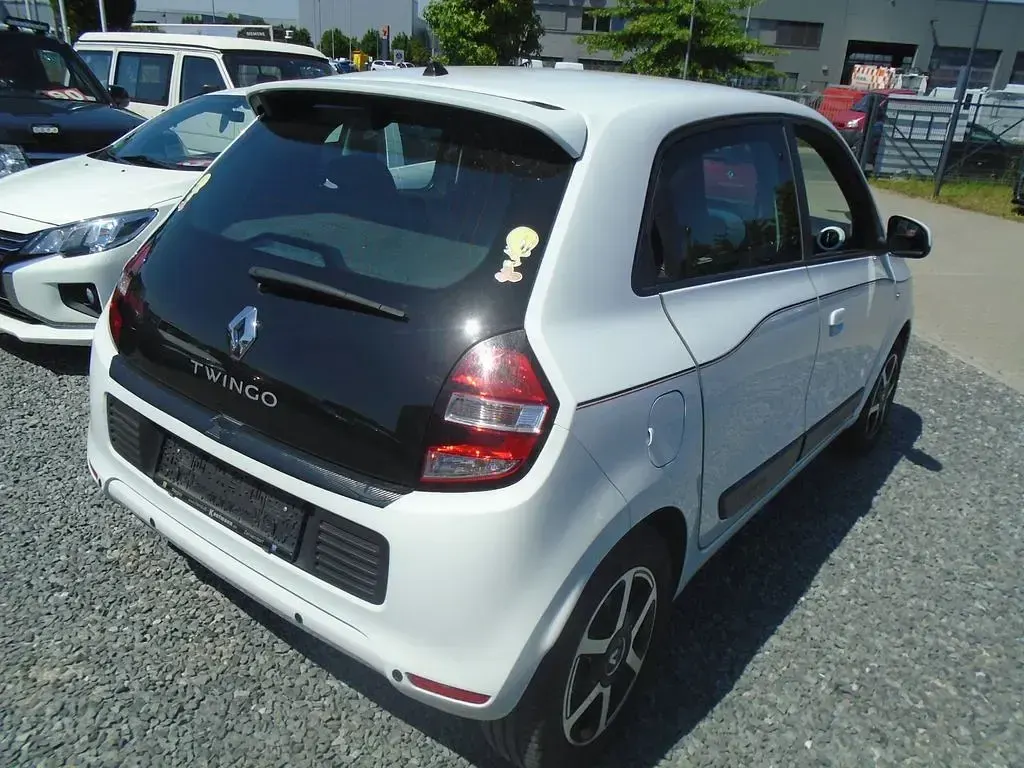 Gebraucht Renault Twingo Dynamique 90 PS (66 kW) 2015 Weiß Kleinwagen