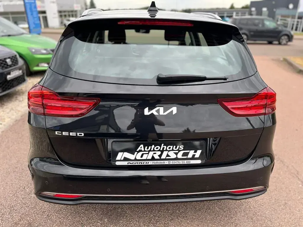 Gebraucht Kia Ceed Sportswagon 140 PS (102 kW) 2025 Schwarz Kombi