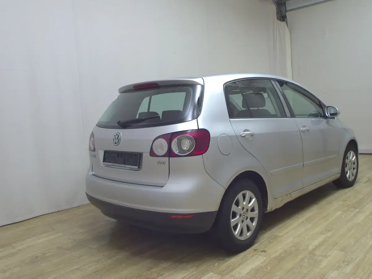 Gebraucht VW Golf Plus Cross Comfortline 105 PS (77 kW) 2005 Reflexsilber metallic Van / Kleinbus