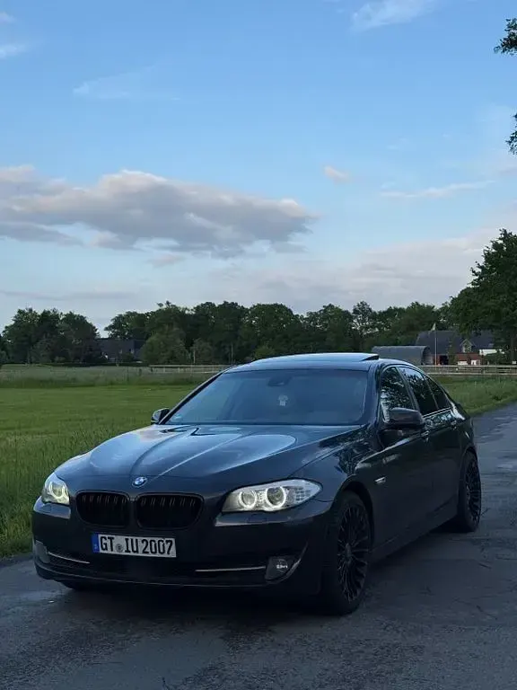 Gebraucht BMW 525 204 PS (150 kW) 2010 Grau Limousine