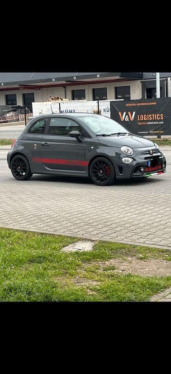 Usata Abarth 695 165 CV (121 kW) 2017 Grigio Utilitaria