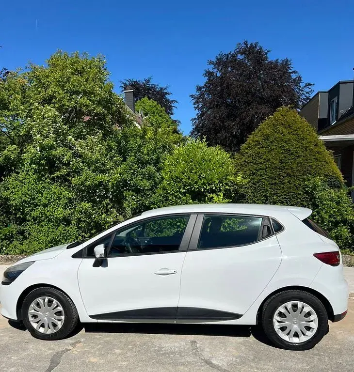 Gebraucht Renault Clio Expression 73 PS (53 kW) 2014 Weiß Limousine