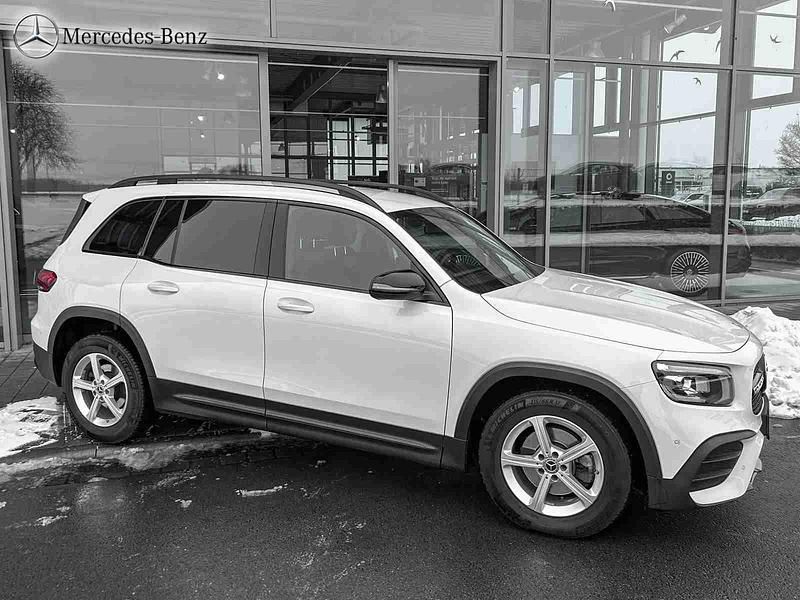 Gebraucht Mercedes GLB200 AMG 163 PS (119 kW) 2022 Digitalweiß SUV