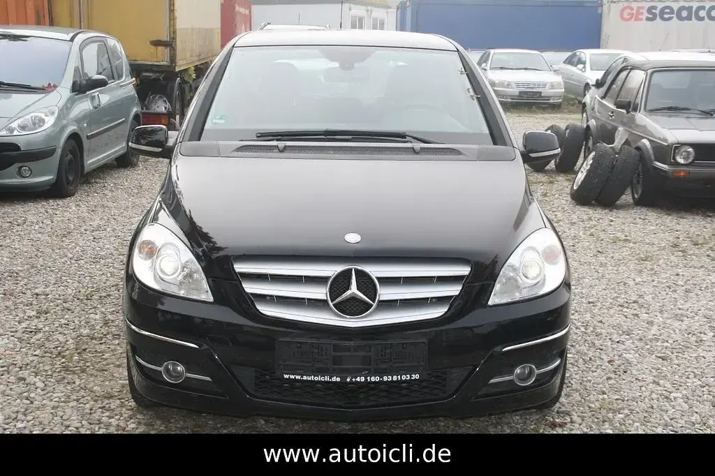 Gebraucht Mercedes B160 Sport 95 PS (69 kW) 2011 Schwarz Kleinwagen