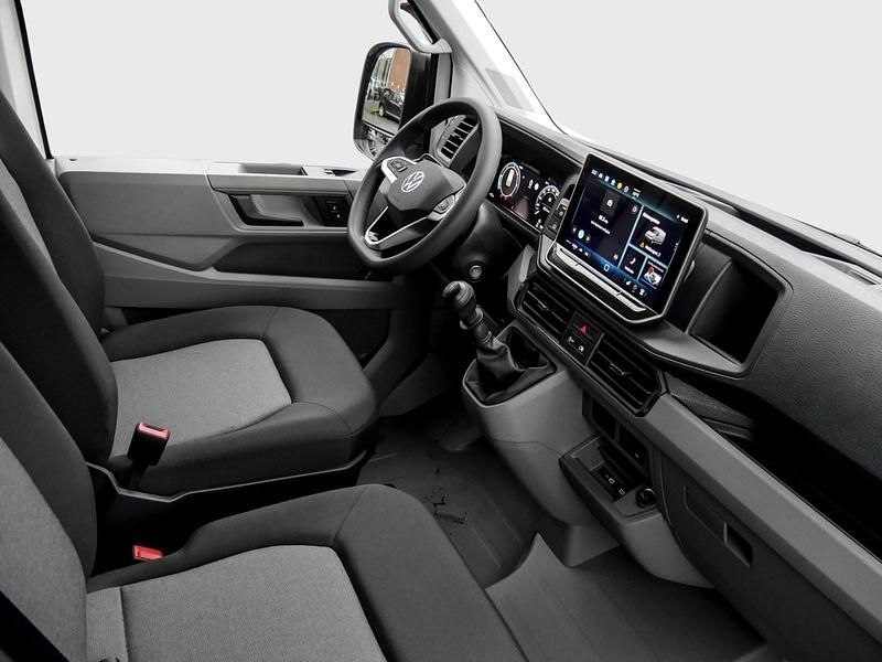 Gebraucht VW Crafter 140 PS (102 kW) 2024 Weiss Van