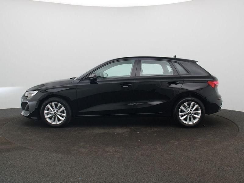 Gebraucht Audi A3 116 PS (85 kW) 2026 Brillantschwarz Limousine