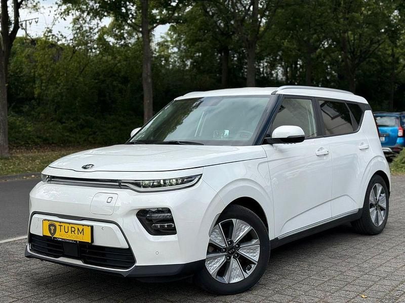 Weiß Gebraucht 2021 Kia Soul EV 2 SUV | 20.844 € (Fairer Preis) - Bild 1/4