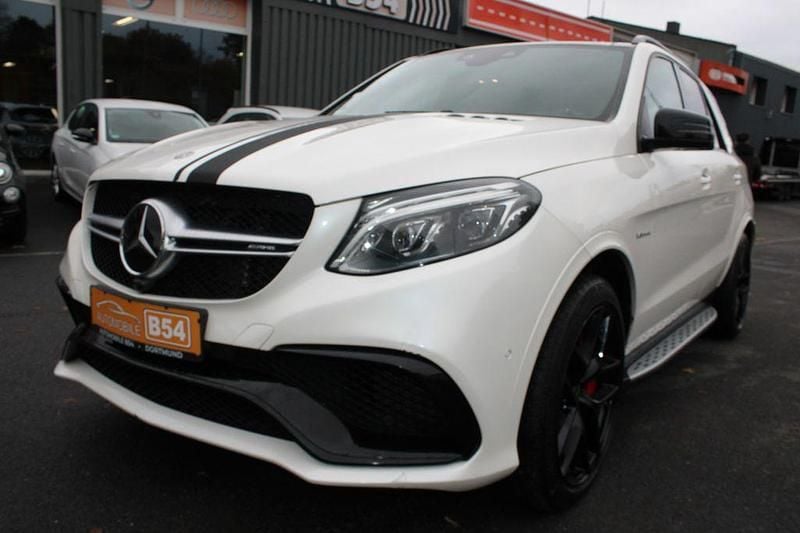 Weiß Gebraucht 2018 Mercedes GLE63 AMG AMG SUV | 36.551 € (Guter Preis) - Bild 1/4