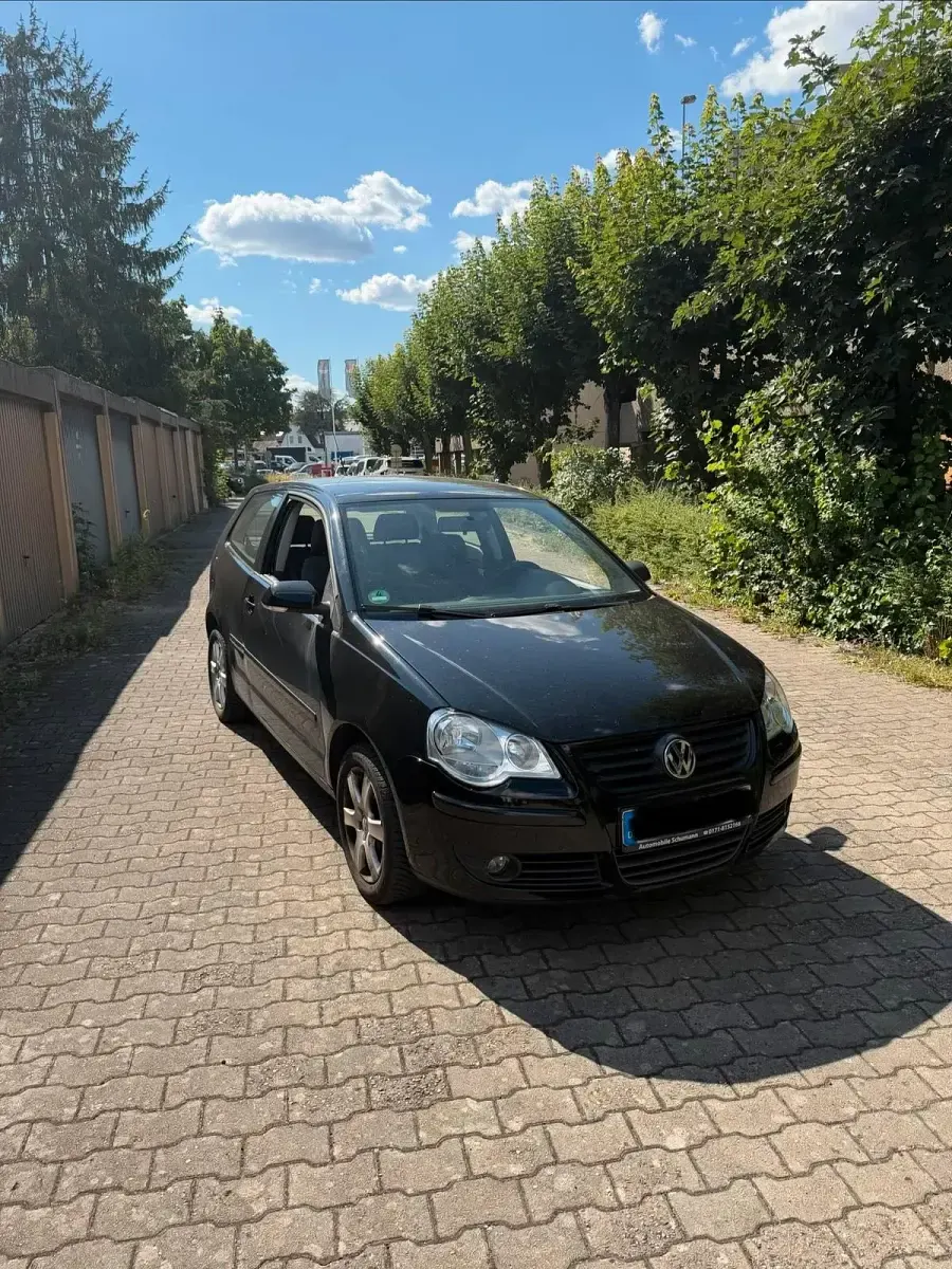 Gebraucht VW Polo 80 PS (58 kW) 2009 Schwarz Kleinwagen