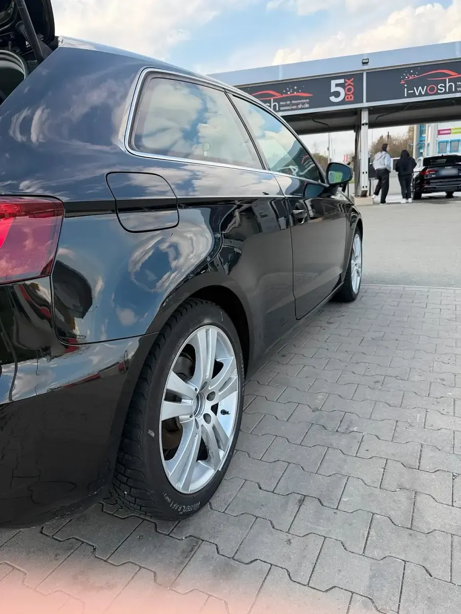 Gebraucht Audi A3 Ambiente 122 PS (89 kW) 2014 Schwarz Coupé