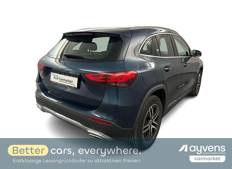 Gebraucht Mercedes GLA250 Progressive 160 PS (117 kW) 2021 Lackierung: lt. farbmusterkar SUV