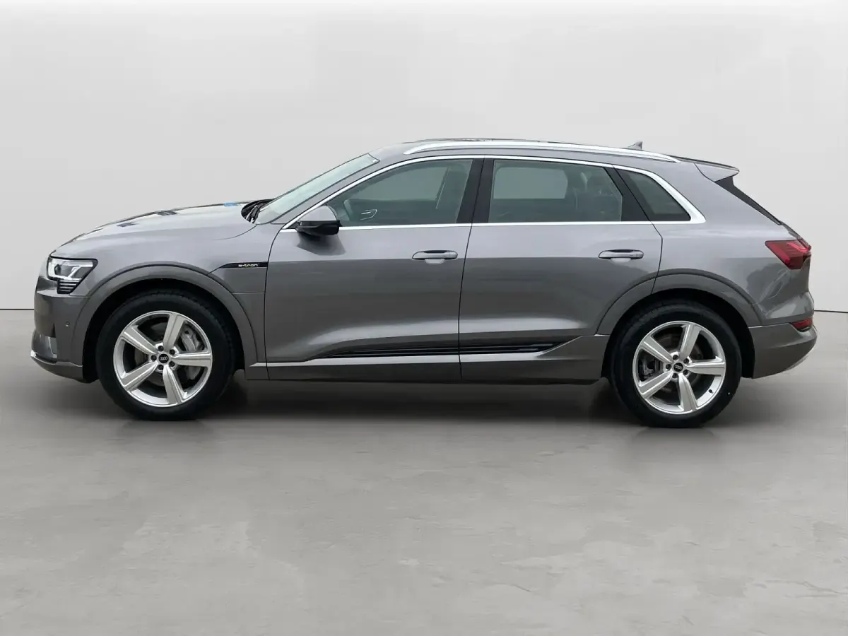 Gebraucht Audi e-tron 230 kW (313 PS) 2022 SUV