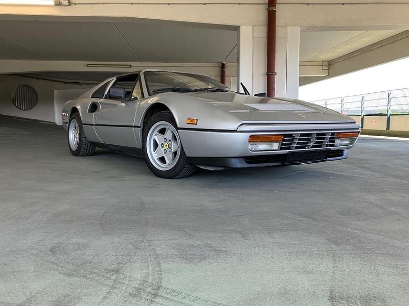 Second-hand Ferrari 328 255 CP (187 kW) 1986 Argintiu Coupe