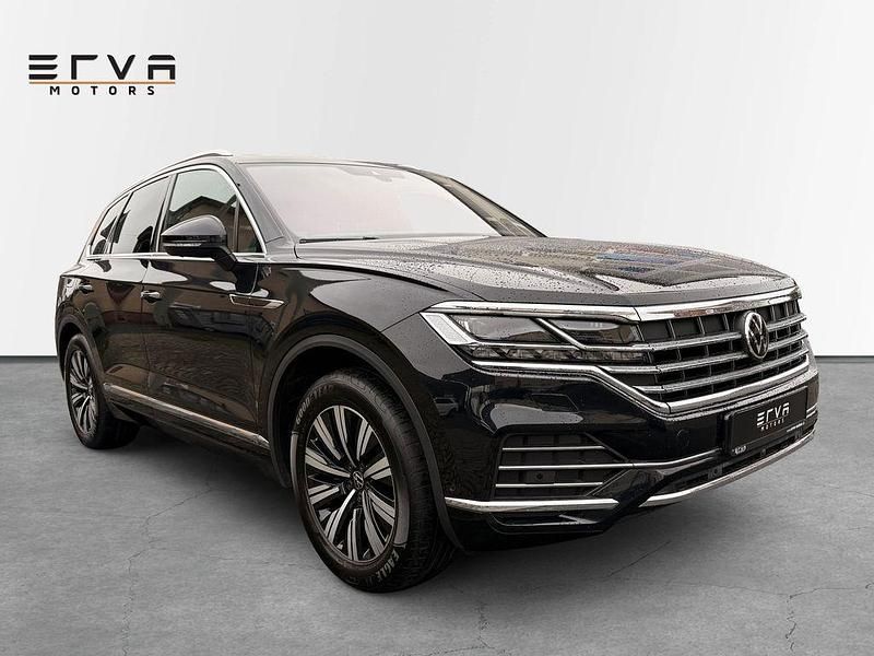 Schwarz Gebraucht 2022 VW Touareg Elegance SUV | 47.950 € (Guter Preis) - Bild 1/4