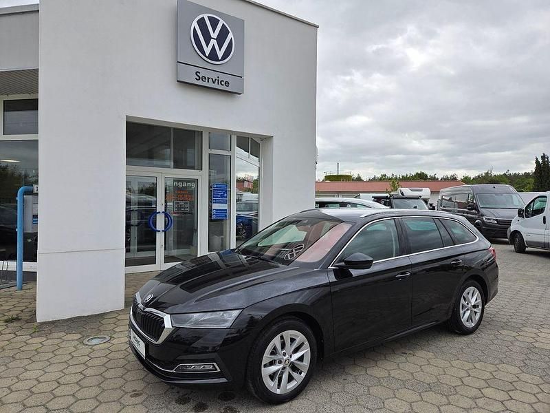 Schwarz Gebraucht 2023 Skoda Octavia Style Kombi | 27.990 € (Fairer Preis) - Bild 1/4