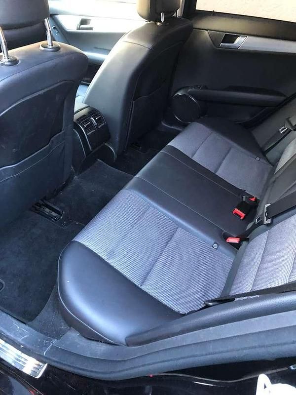 Gebraucht Mercedes C180 156 PS (114 kW) 2012 Kombi