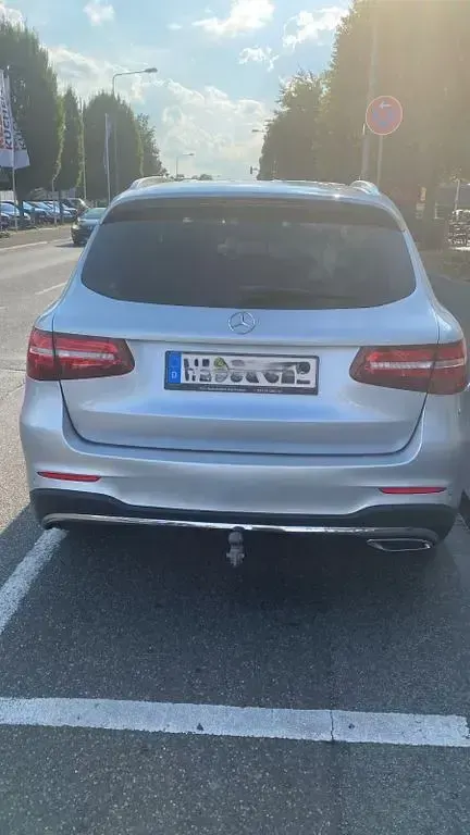 Gebraucht Mercedes GLC250 AMG line 204 PS (150 kW) 2016 Silber SUV