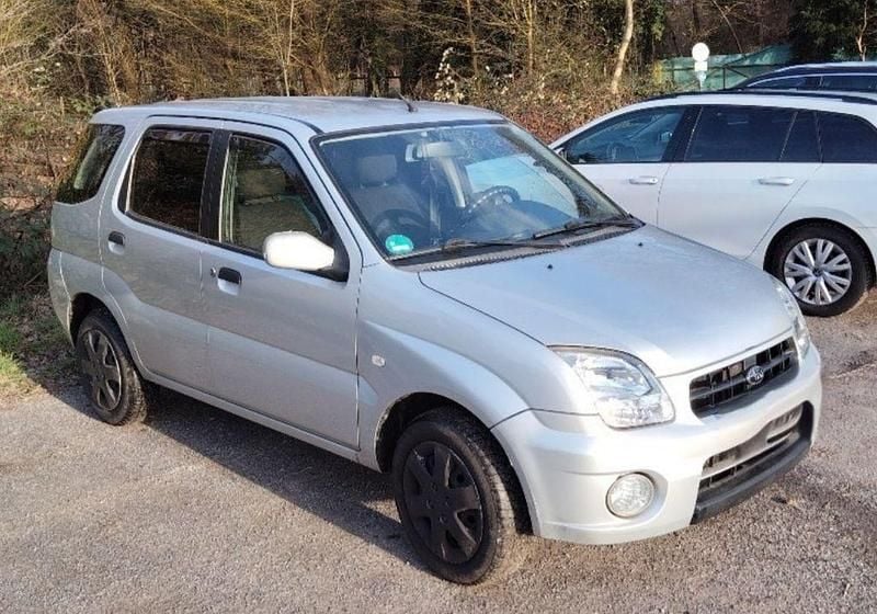 Gebraucht Subaru Justy 94 PS (69 kW) 2003 Silber Kleinwagen