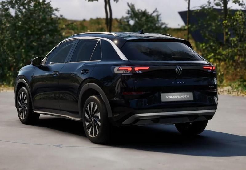 Neu VW T-Roc Life 150 PS (110 kW) 2026 Grenadillschwarz metallic SUV