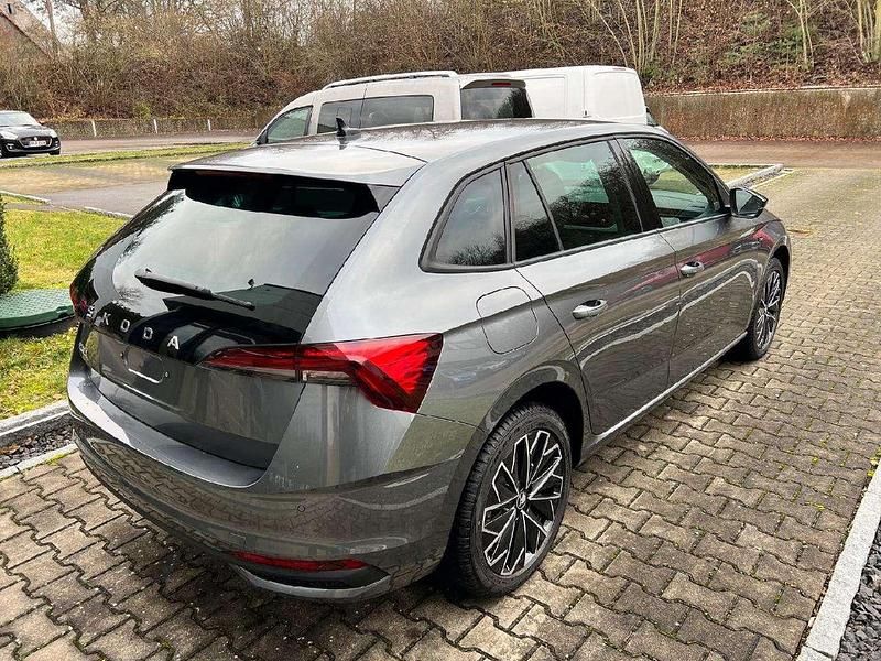 Gebraucht Skoda Scala Selection 116 PS (85 kW) 2025 Graphitegrau metallic Kleinwagen