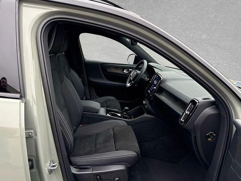 Gebraucht Volvo XC40 Ultimate 300 kW (408 PS) 2022 Sage green SUV