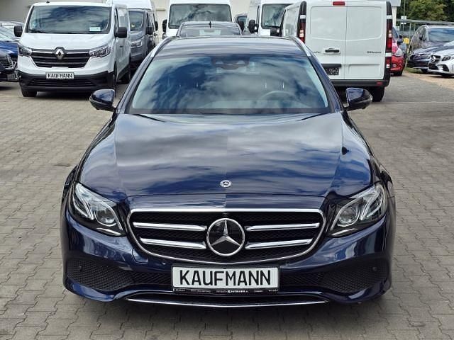 Gebraucht Mercedes E450 367 PS (269 kW) 2019 Blau Kombi
