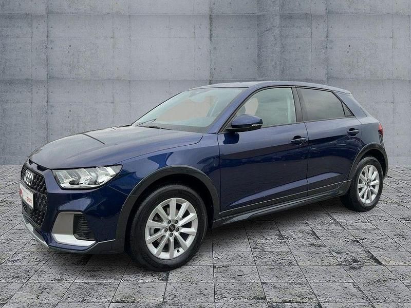 Gebraucht Audi A1 Comfort 116 PS (85 kW) 2025 Blau SUV