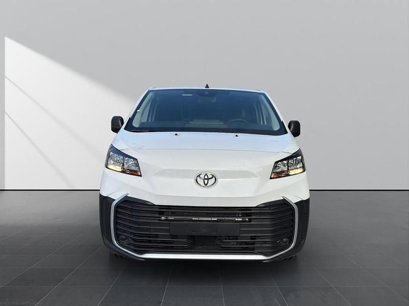 Neu Toyota Proace 121 PS (88 kW) 2025 Van / Kleinbus
