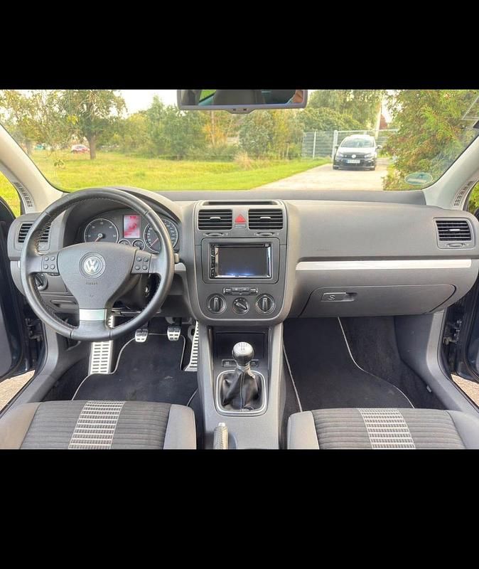 Gebraucht VW Golf V 105 PS (77 kW) 2008 Blau Kleinwagen