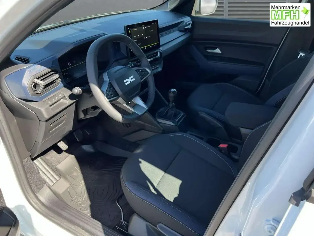 Nuevo Dacia Duster Expression 131 CV (96 kW) 2025 Gris SUV