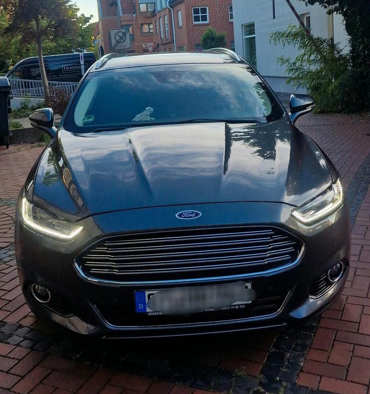 Grau Gebraucht 2015 Ford Mondeo Kombi | 16.500 € (Teuer) - Bild 1/4
