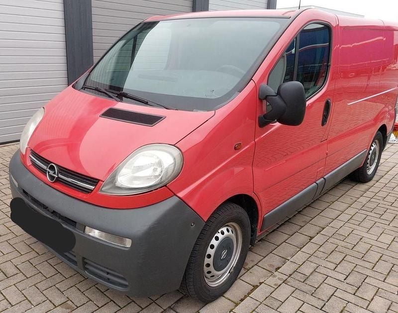 Gebraucht Opel Vivaro 101 PS (74 kW) 2005 Rot Van / Kleinbus