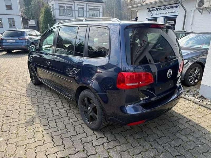 Gebraucht VW Touran 140 PS (102 kW) 2012 Night blue metallic Van / Kleinbus