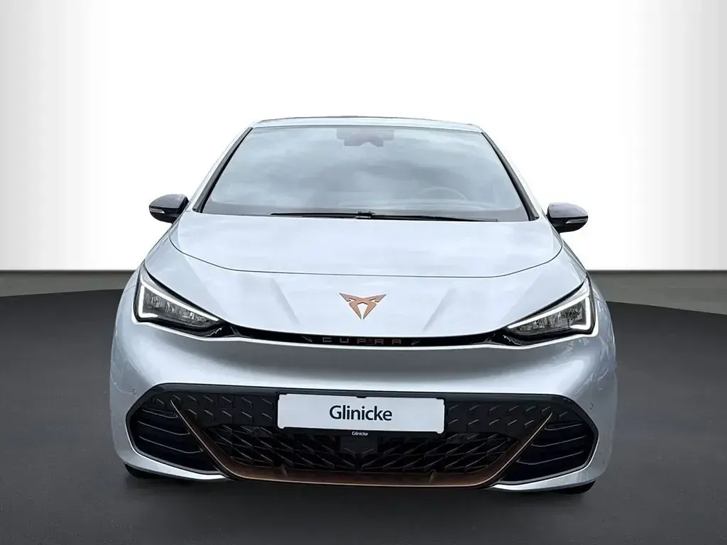 Gebraucht Cupra Born 169 kW (231 PS) 2025 Geysirsilber Kleinwagen