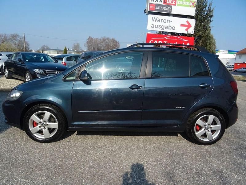 Gebraucht VW Golf VI United 102 PS (75 kW) 2008 Blau Kleinwagen
