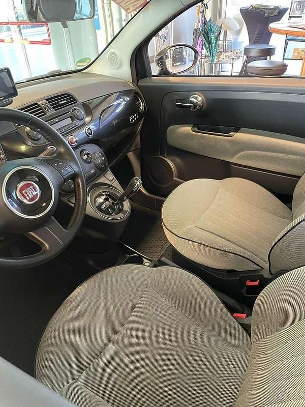 Gebraucht Fiat 500 Lounge 69 PS (50 kW) 2012 Co esterno (vesuvio schwarz) Kleinwagen