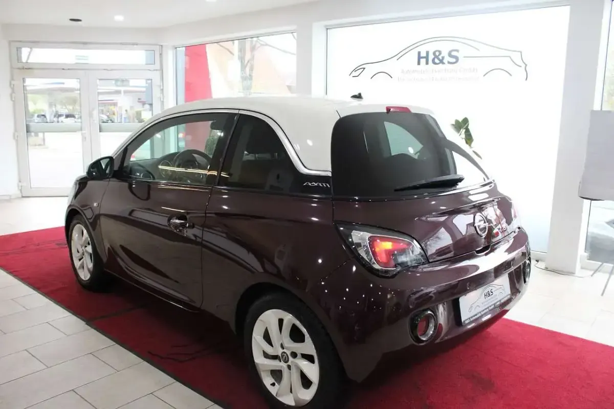 Second-hand Opel Adam 87 CP (63 kW) 2018 Roșu Hatchback