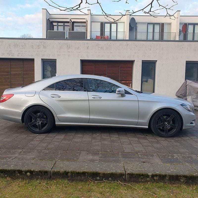 Gebraucht Mercedes CLS350 265 PS (194 kW) 2011 Silber Coupé