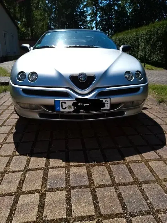Gebraucht Alfa Romeo Spider 144 PS (105 kW) 2000 Silber Cabrio